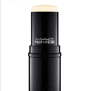 New MAC Prep + Prime Essential Oils Stick